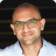 Hootan, Visionary Commander